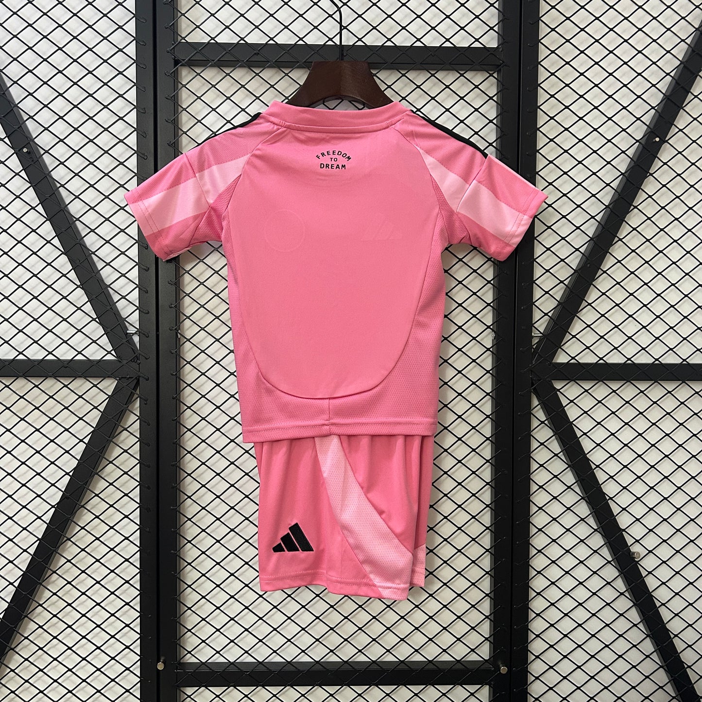 25/26 Inter Miami Home Kit Kids Size
