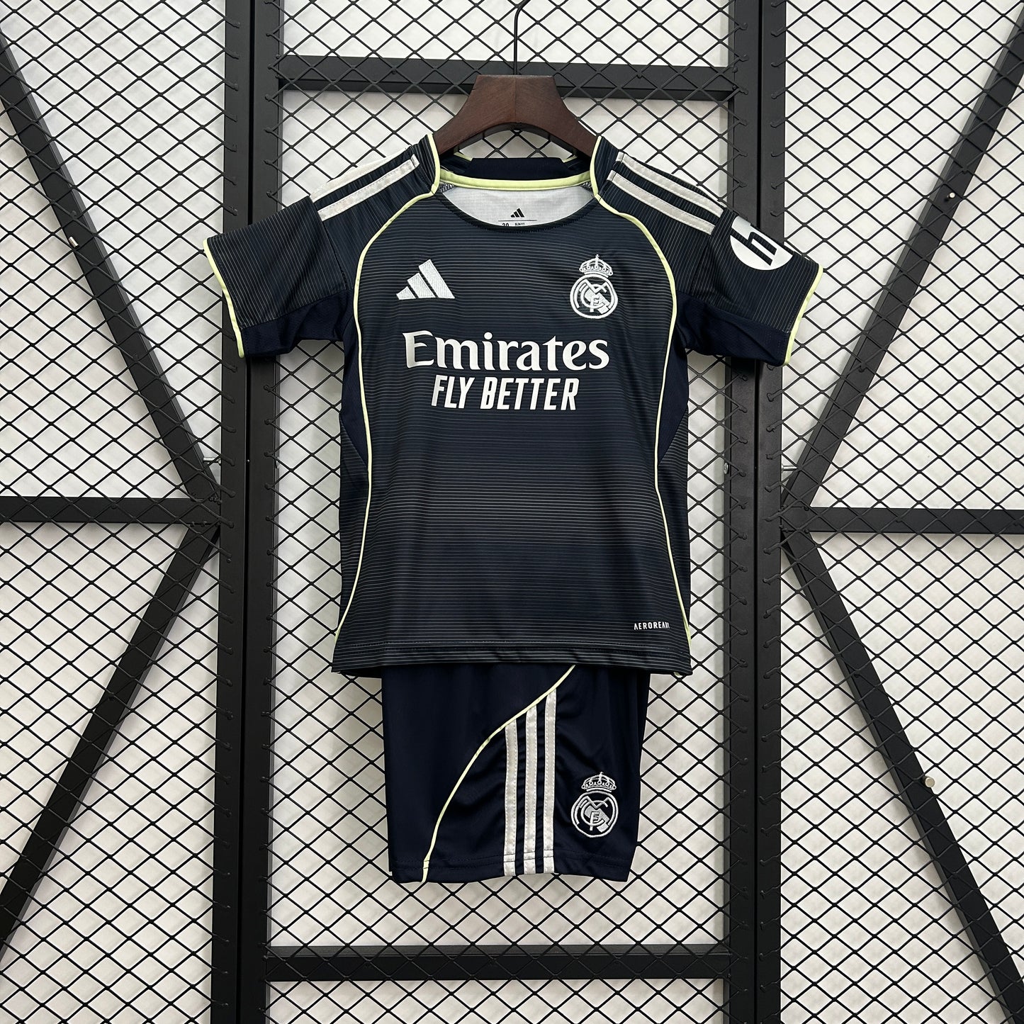 25/26 Real Madrid Away Kit Kids Size