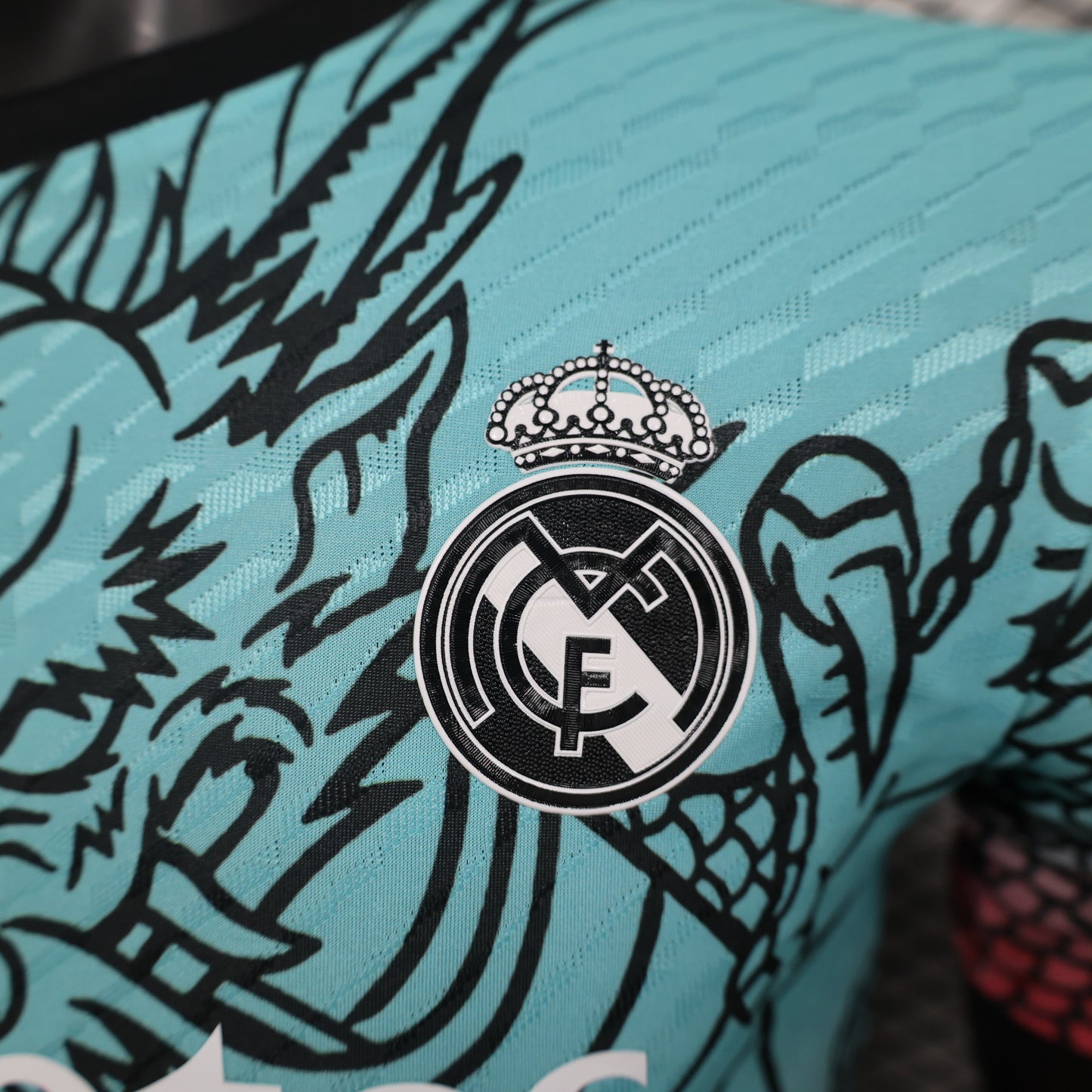 Real Madrid 'Dragón Rosa' LIMITED EDITION Jersey