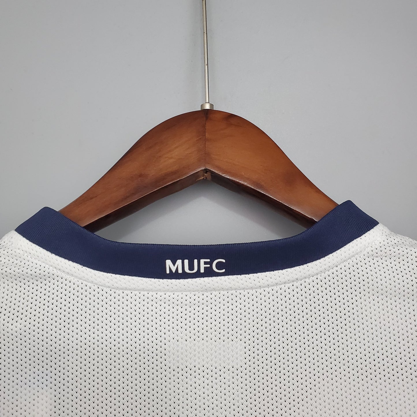 08/09 Manchester United Away Jersey (Retro)