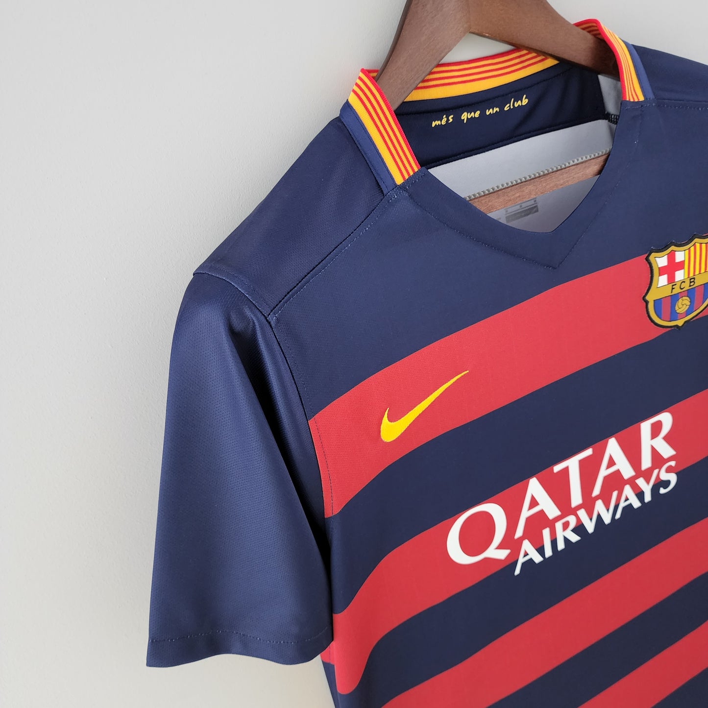 15/16 Barcelona Home Jersey (Retro)