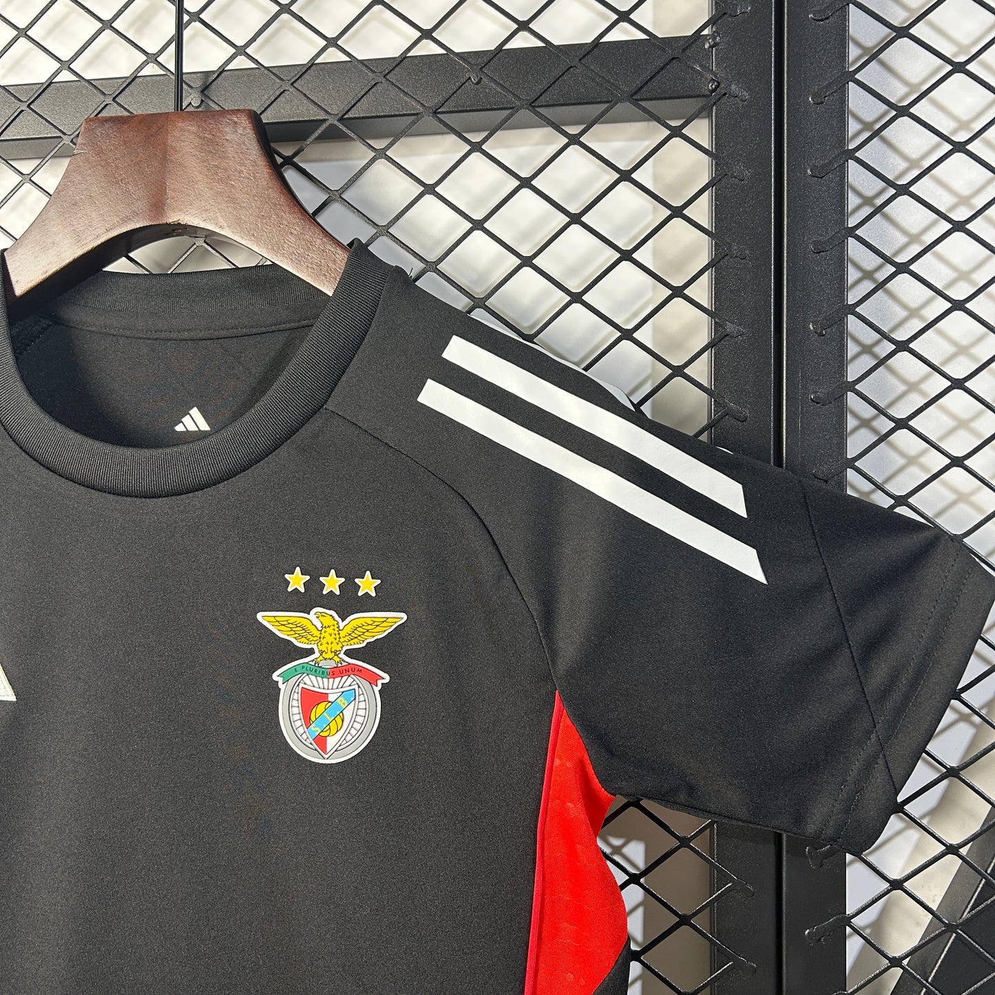 25/26 Benfica Training Kit Kids Size