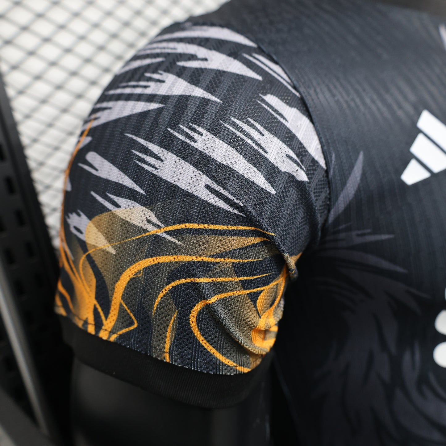 25/26 Liverpool 'Golden Phoenix' LIMITED EDITION Jersey (Premium)