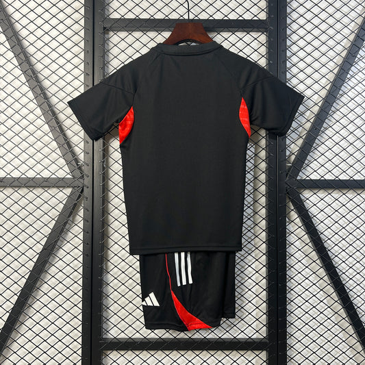 25/26 Benfica Training Kit Kids Size
