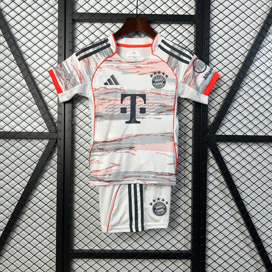 25/26 Bayern Munich Away Kit Kids Size