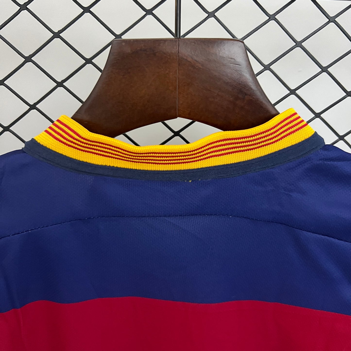 15/16 Barcelona Home Retro Kit Kids Size